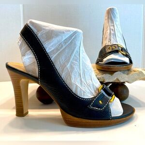 Franco Sarto Slingback Peep Toe Black Pebble grain Leather Platform Heels Sz 9.5